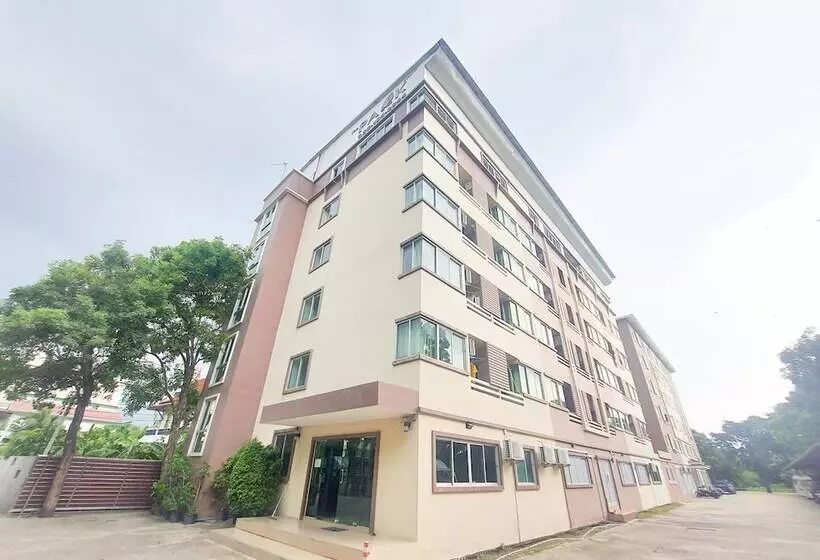 Hotelli The Park Bangyai Residence