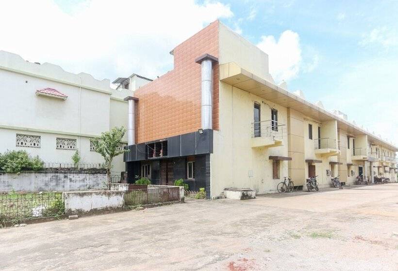 호텔 Trishakti By Oyo Rooms