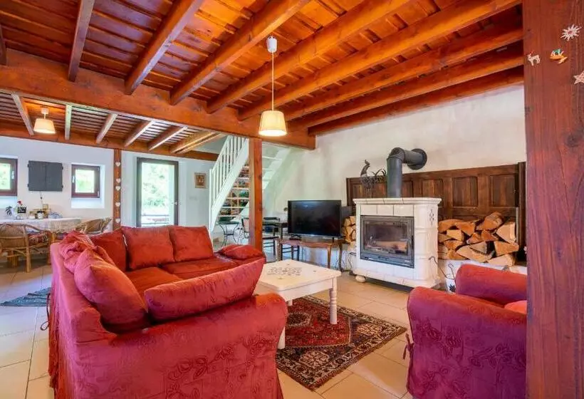 Majatalo Le Vieux Nayeu