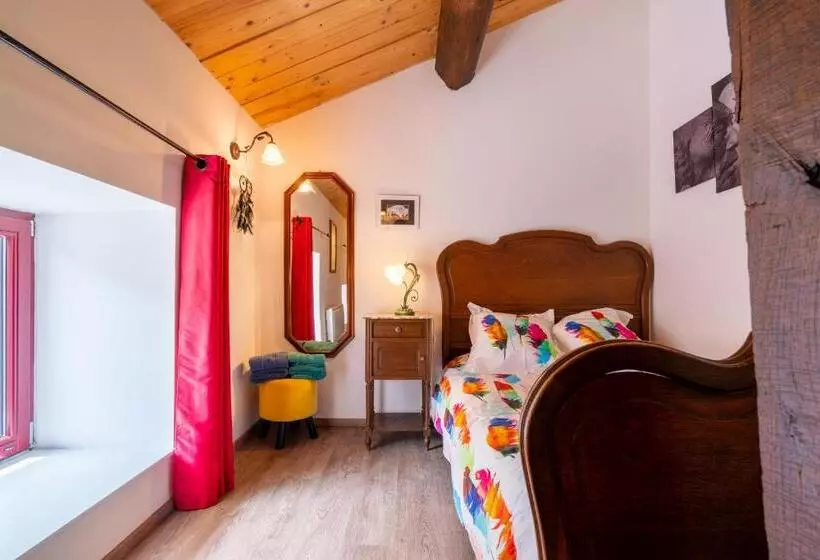 Majatalo Le Vieux Nayeu