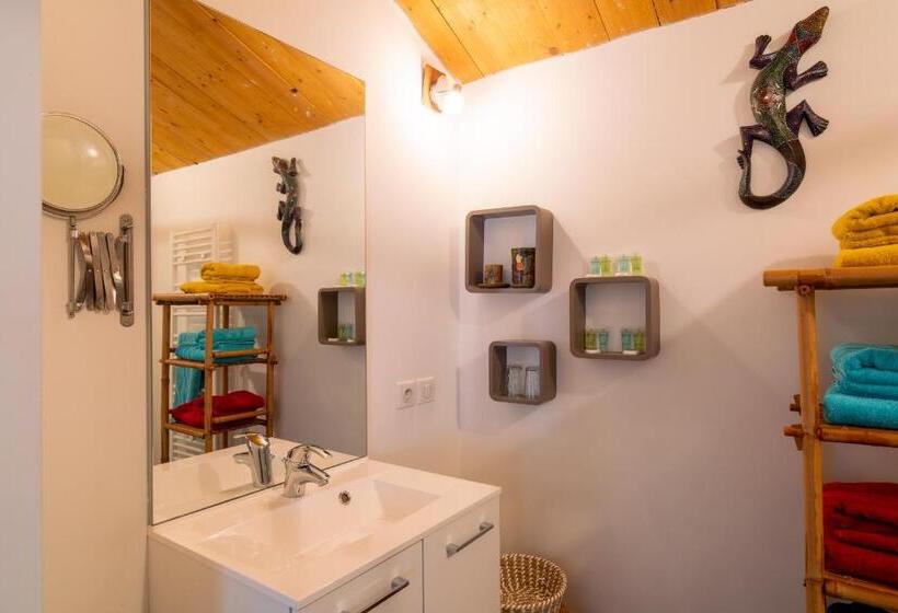 פנסיון Le Vieux Nayeu