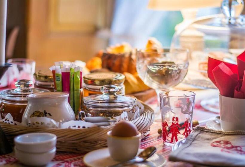 بنسيون Unter Der Linde