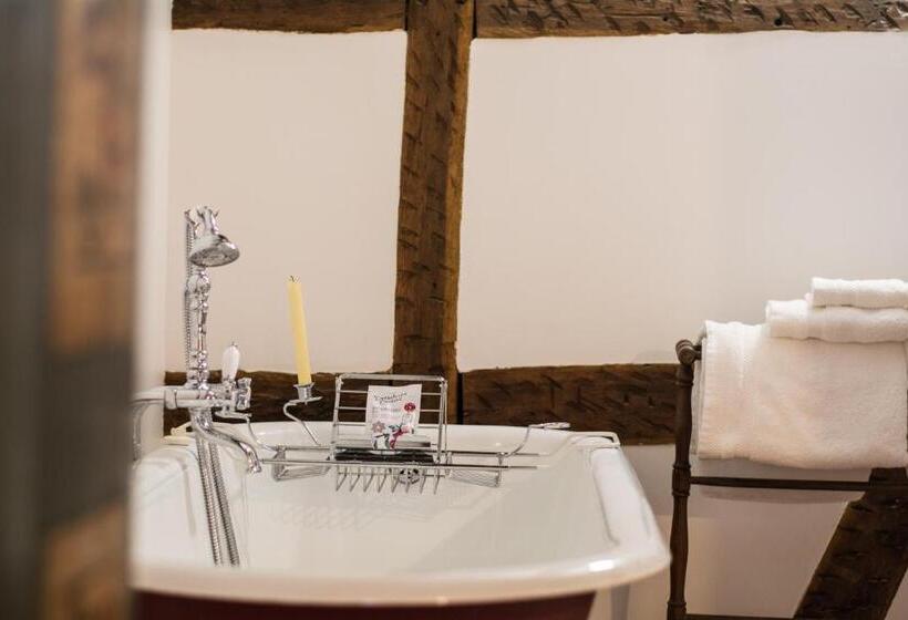 بنسيون Unter Der Linde