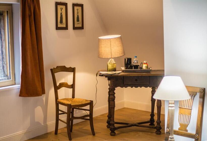 بنسيون Unter Der Linde