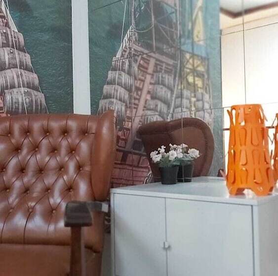 Porto Downtown Hostel