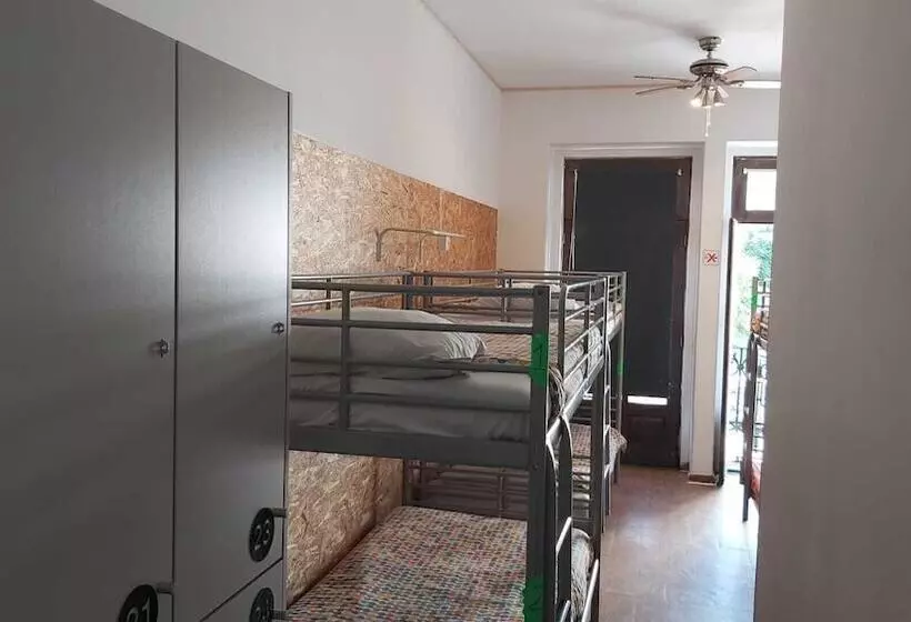 Porto Downtown Hostel