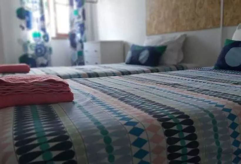 Porto Downtown Hostel