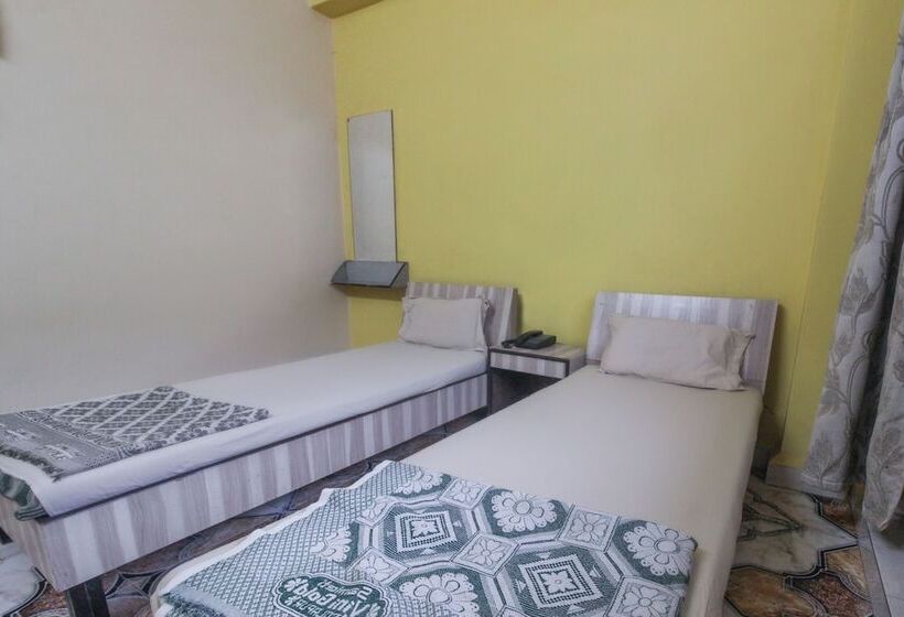 Spot On 49319 Hotel Welcome