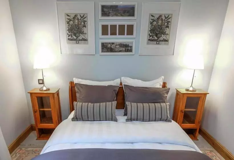 ベッドアンドブレックファースト Le Hibou Heureux