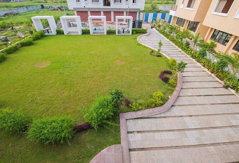 Отель Budget Inn Tiger Plaza