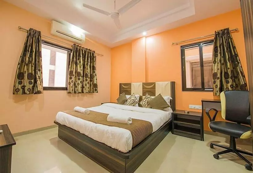 Hotelli Budget Inn Tiger Plaza
