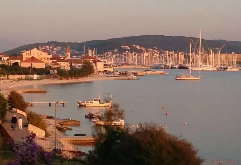 ホテル Gem Of The Sea Alenka