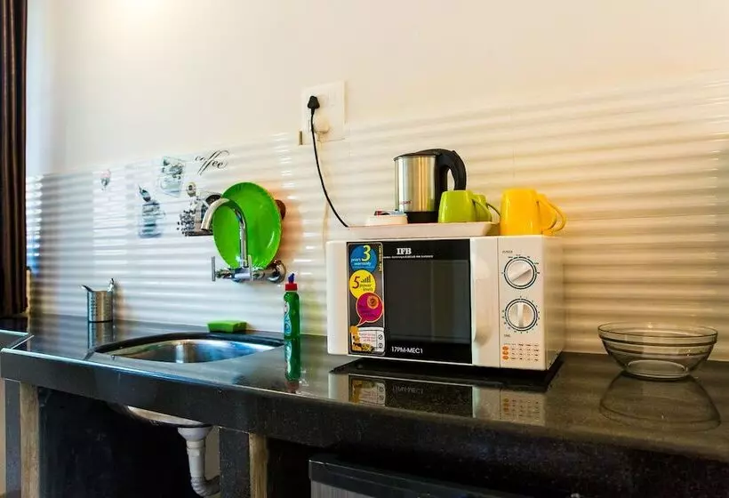 ホテル Lazy Frog Goa