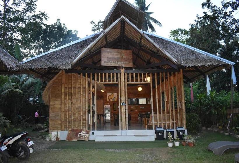 בית מלון כפרי Loboc Cool River Resort