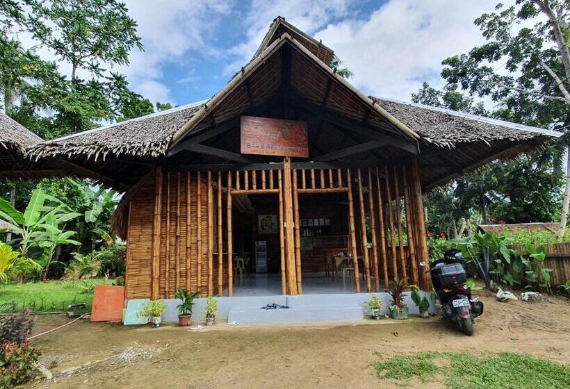 בית מלון כפרי Loboc Cool River Resort