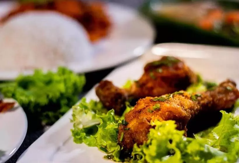 ホテル Loboc Cool River Resort