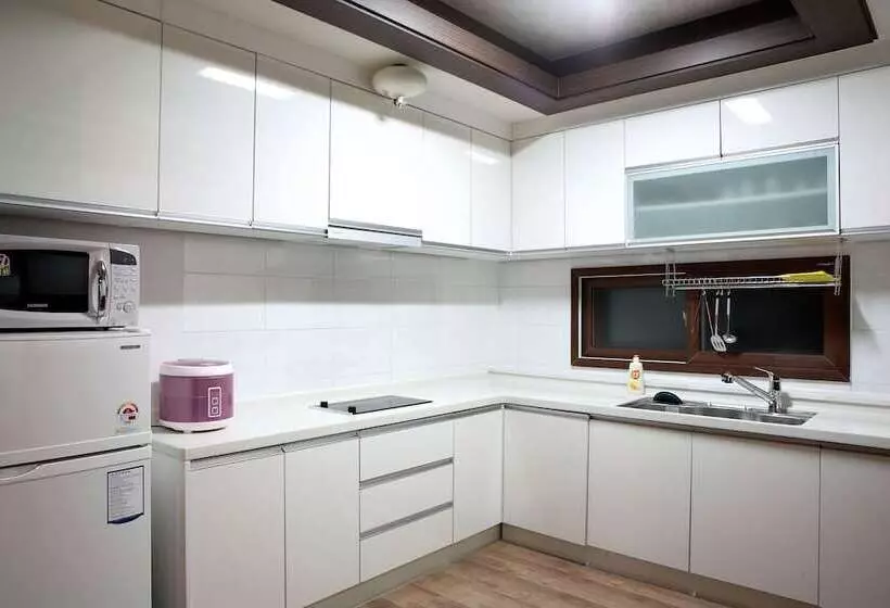 Hotelli Ritz Castle Resort