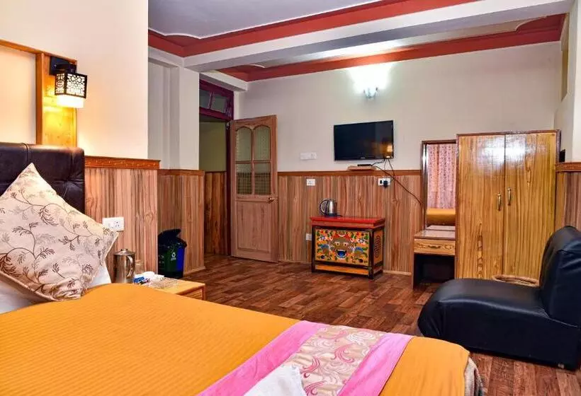 Hôtel Rufina Blue Pine
