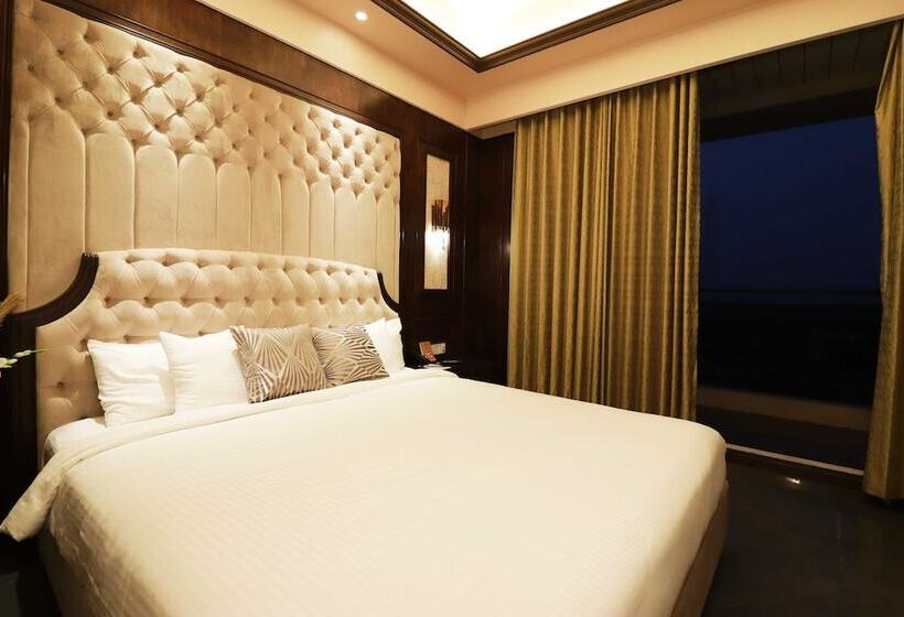 בית מלון כפרי Seven Eleven Club