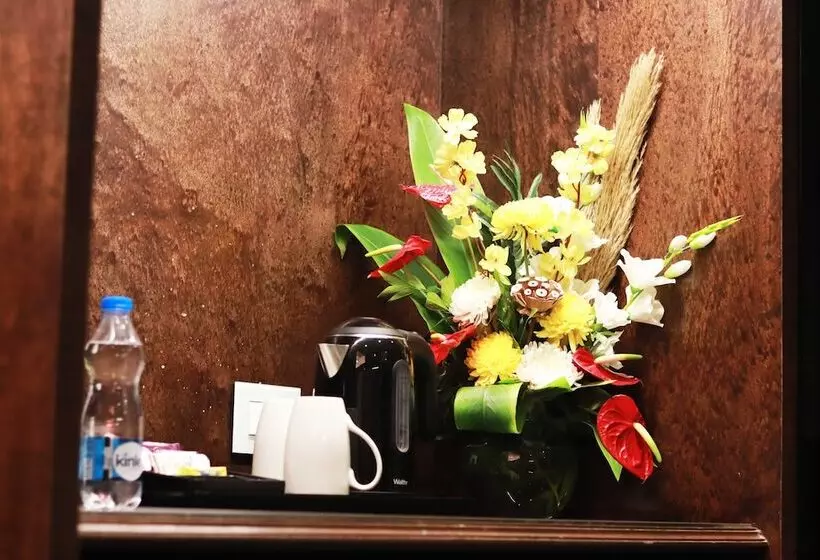 Hotelli Seven Eleven Club