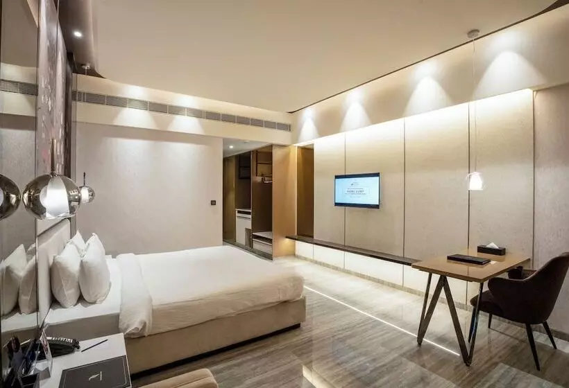 Hotelli Seven Eleven Club