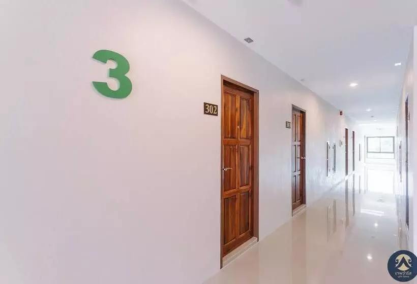 ホテル Thapjumras Boutique