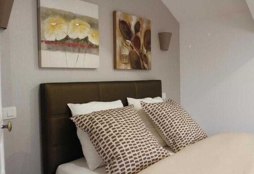 פנסיון Le Château De Courmelois