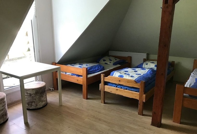 펜션 Latarnia Wagabundy