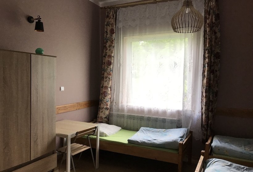 펜션 Latarnia Wagabundy