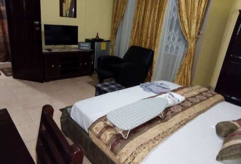 פנסיון Total Praise Guest House