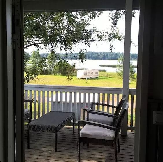 Vaalimaa Camping   On The Beach