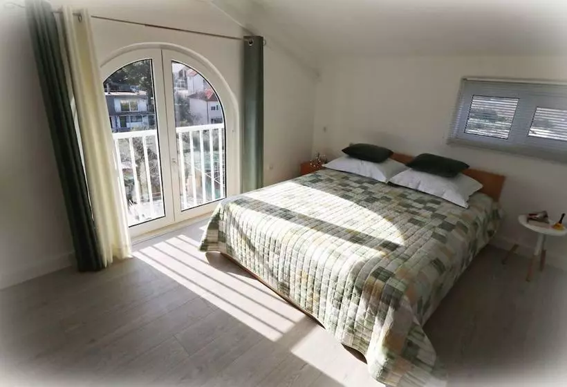 Villa Solo
