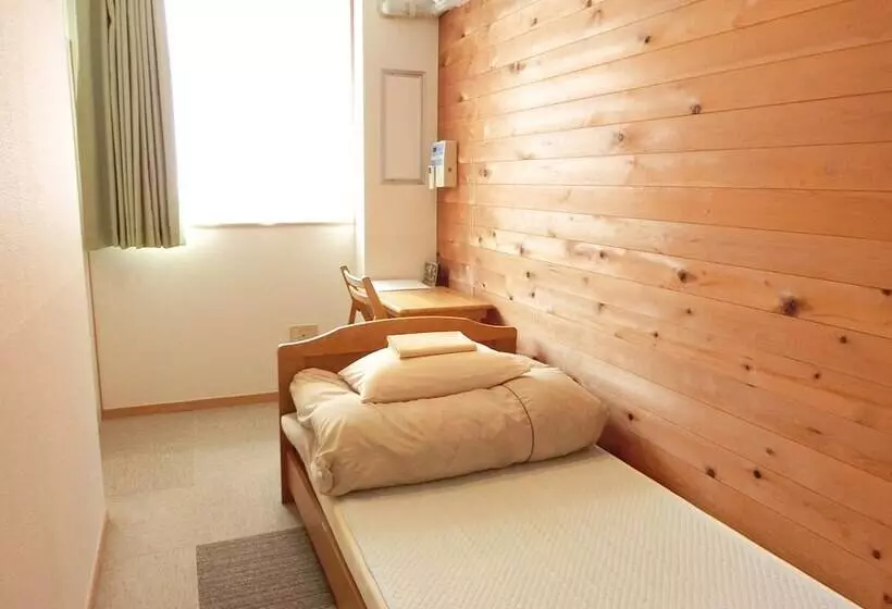 Retkeilymaja Kencha Rumah