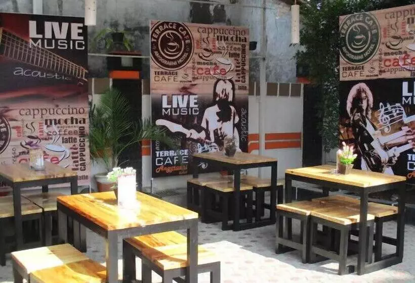 Anggraeni Hotel Ketanggungan