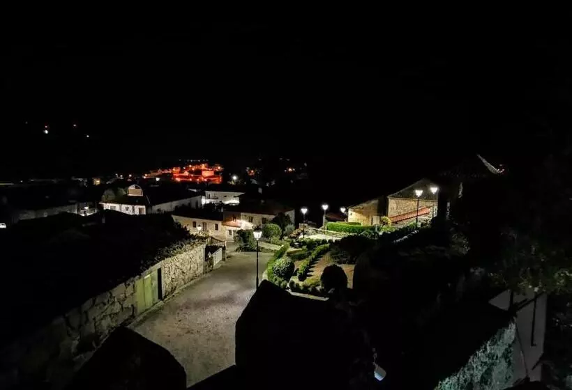 ベッドアンドブレックファースト Casa Do Castelo