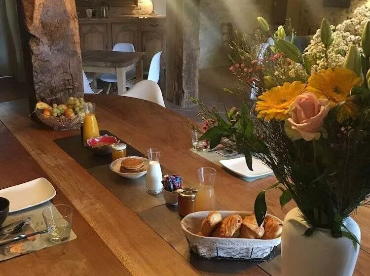 Aamiaismajoitus (B&B) Chambres Ambroisie