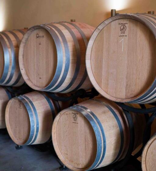 تختخواب و صبحانه Clos De La Barbanne