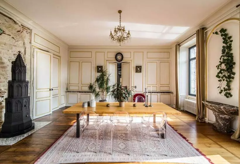 Aamiaismajoitus (B&B) Demeure Saint Martin