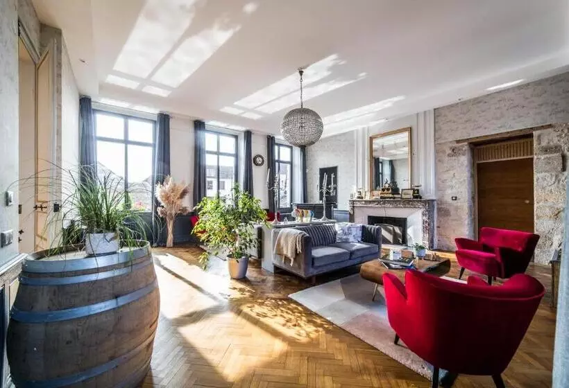 Aamiaismajoitus (B&B) Demeure Saint Martin