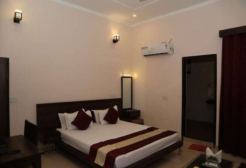 Gulmohar Sariska Resort