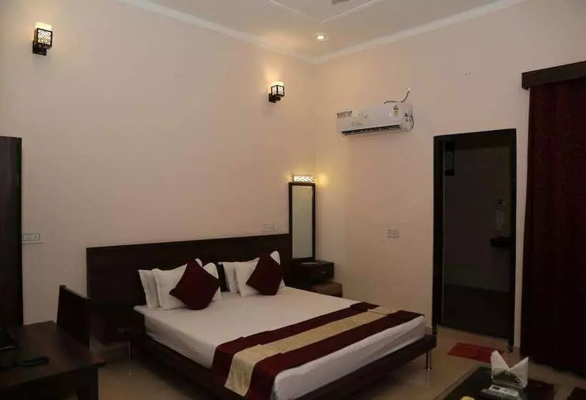 Gulmohar Sariska Resort