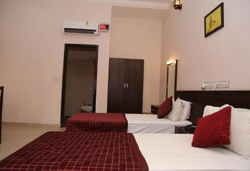 Gulmohar Sariska Resort