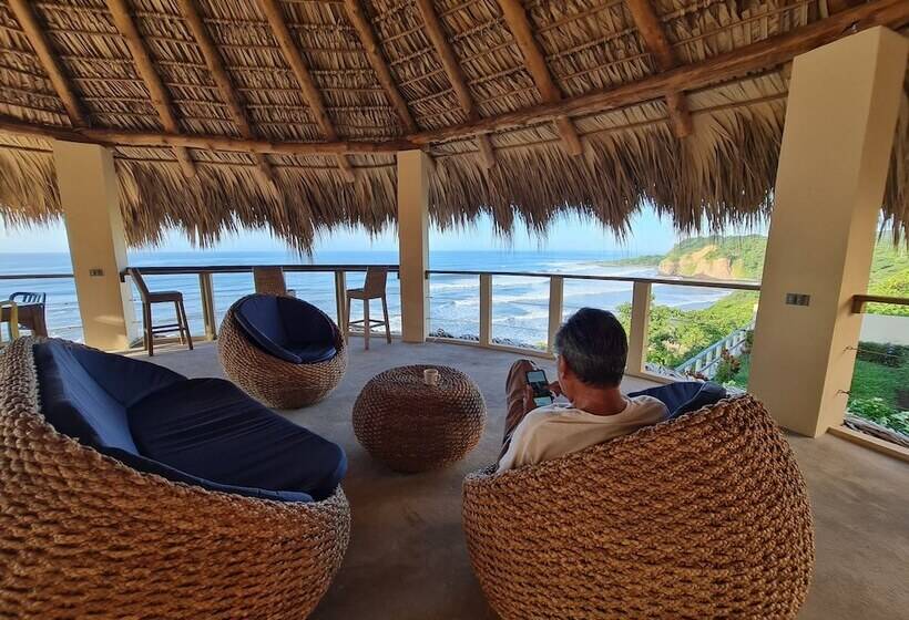 مسافرخانه Los Mangos