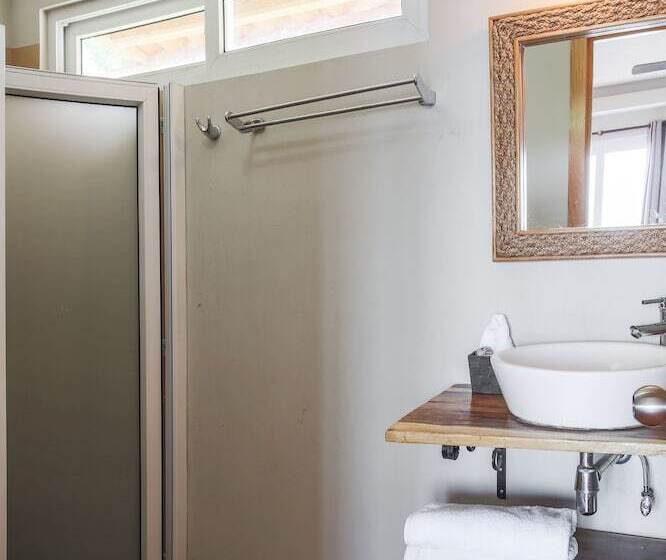 مسافرخانه Los Mangos