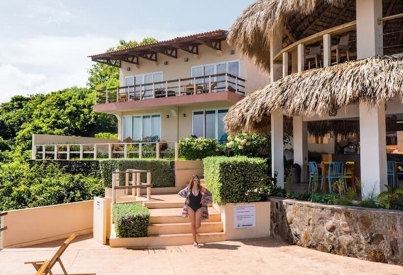 مسافرخانه Los Mangos