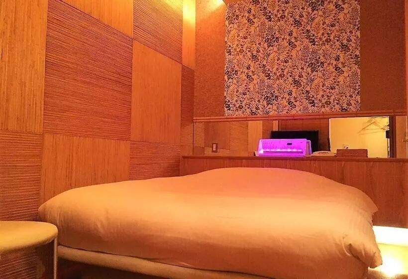 Hotelli C Heaven   Adults Only