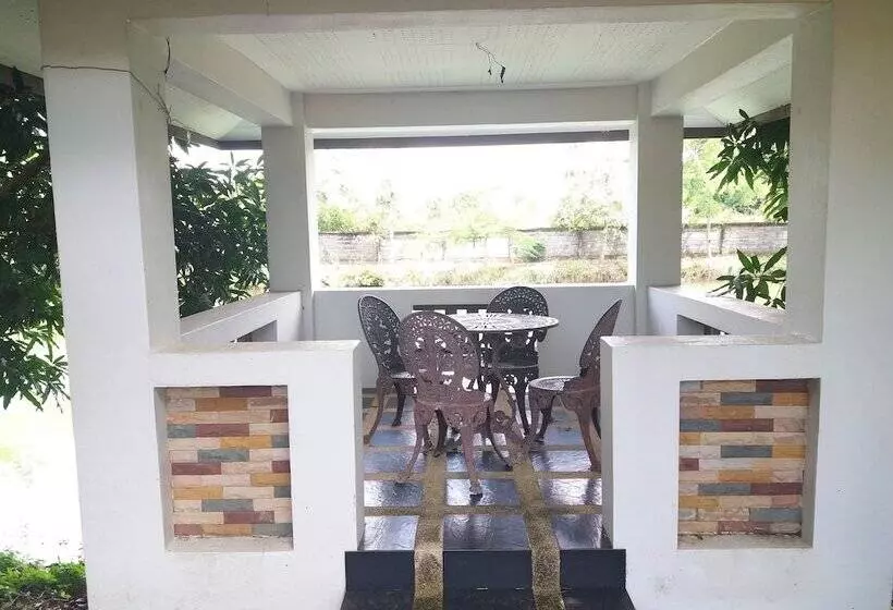 Hotelli Chortip Resort