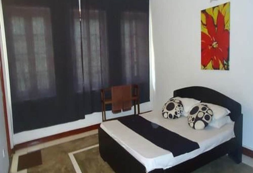 فندق Crystal Lodge