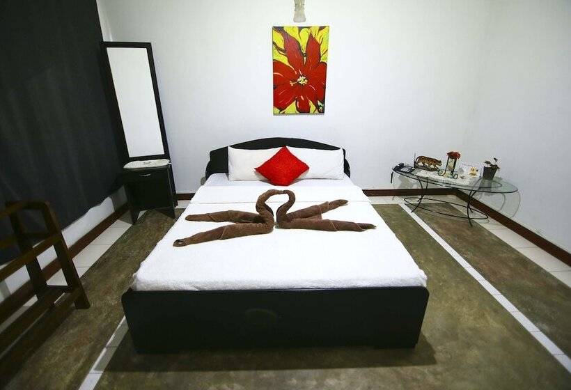 فندق Crystal Lodge