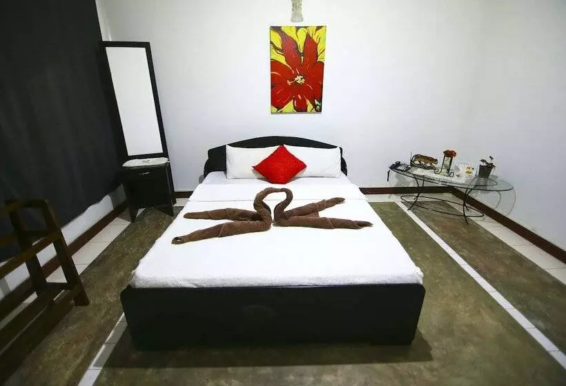 ホテル Crystal Lodge